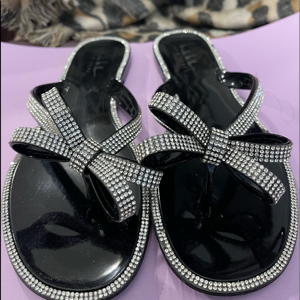 Bow Thong Sandals 🎀